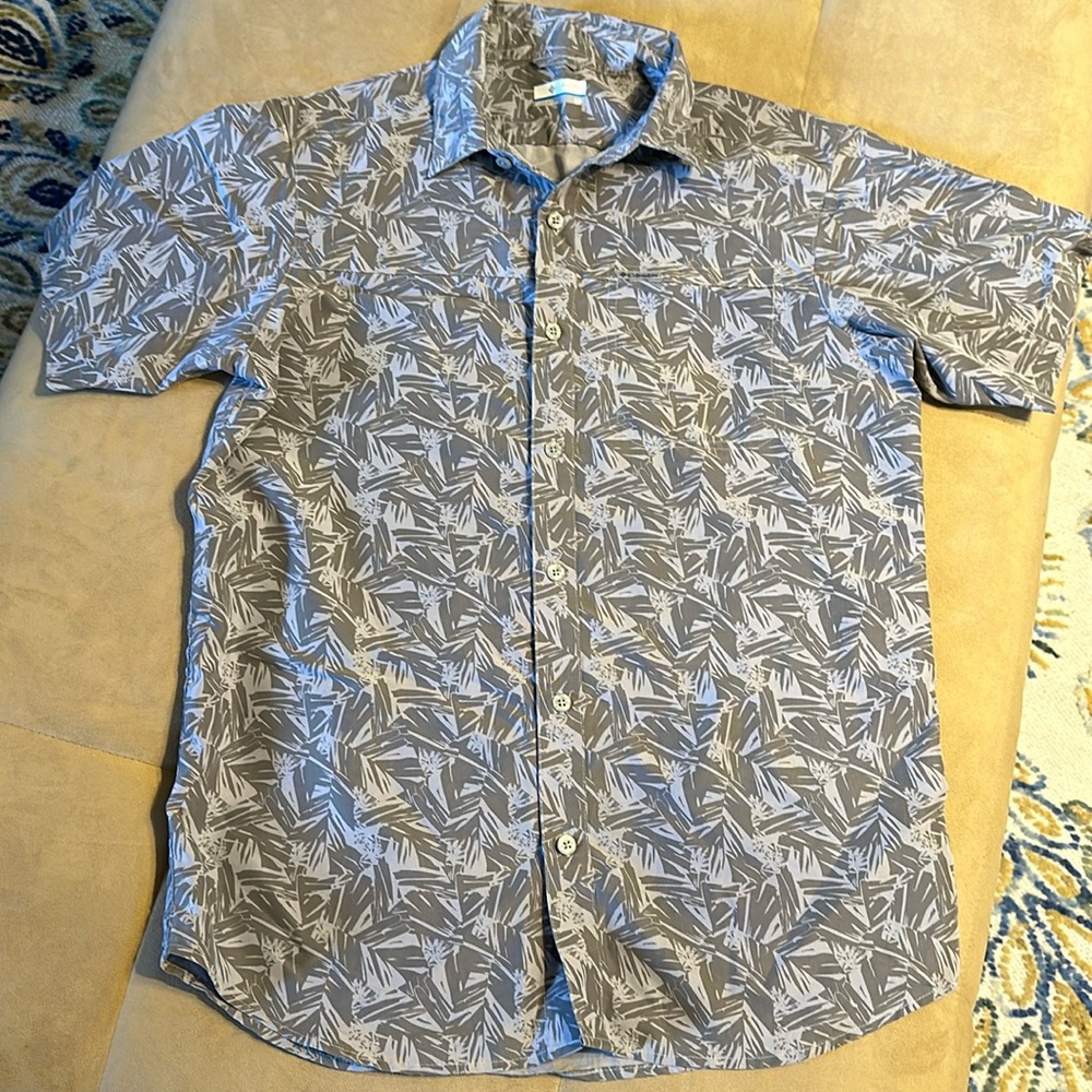 NWOT Columbia button up shirt